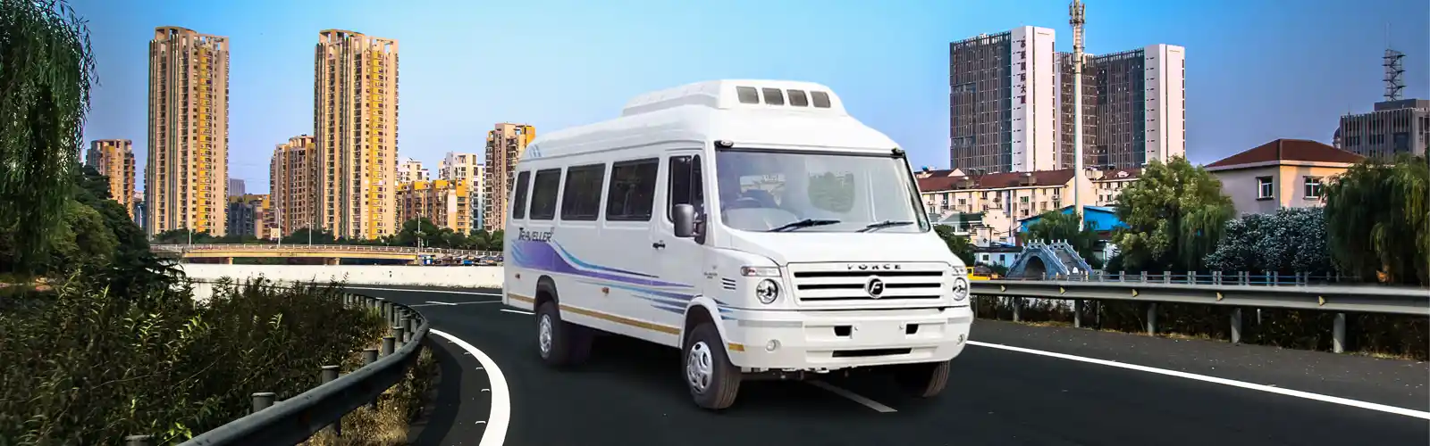 Hire Tempo Traveller in Delhi